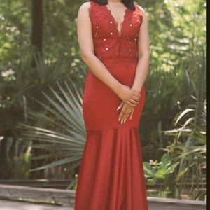 Red Elegant Formal Gown